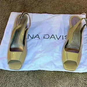 Dana Davis Womens Meadow Open toe Pump Slingback Heels Sandal Neutral 9.5